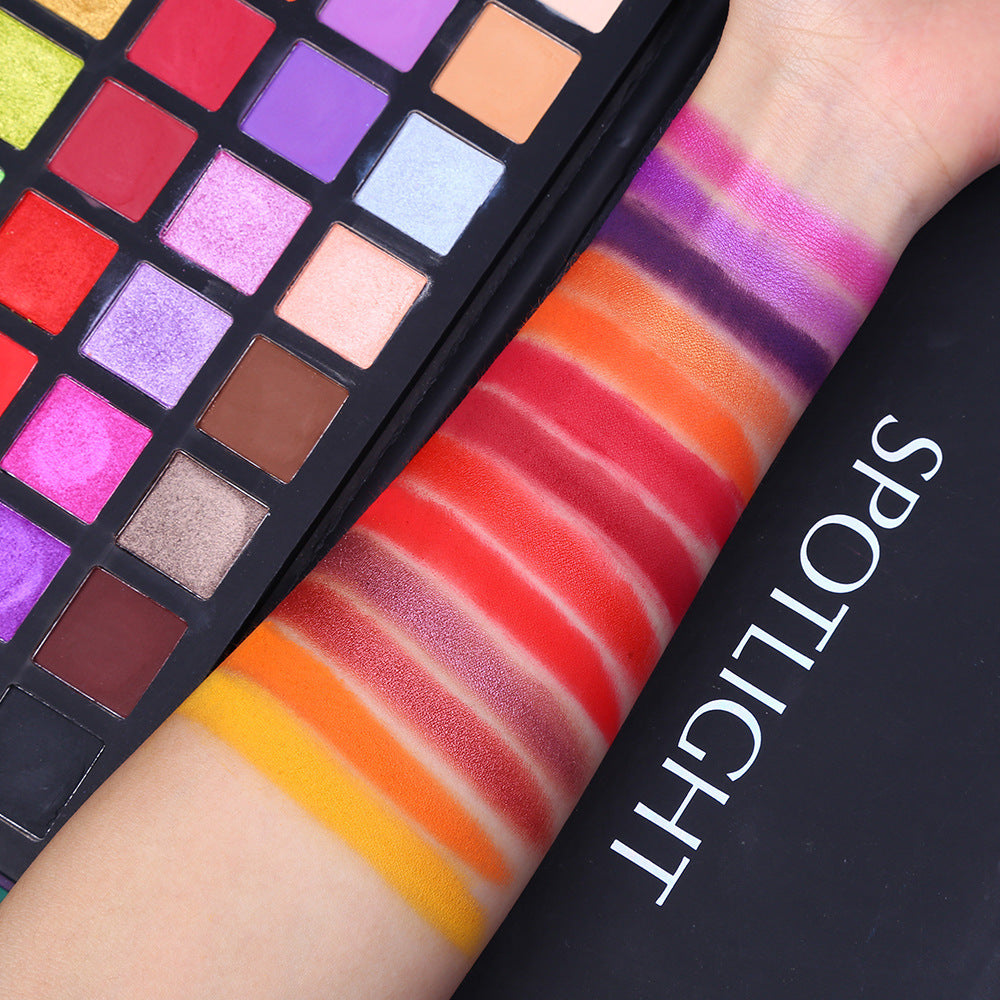 40 color Spotlight eye shadow plate 40 color Spotlight eye shadow plate